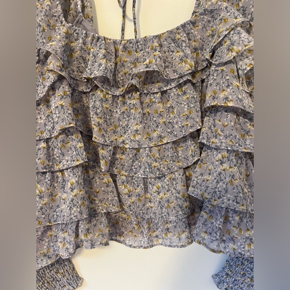 ASTR Ruffle Shirt - Picture 3 of 8